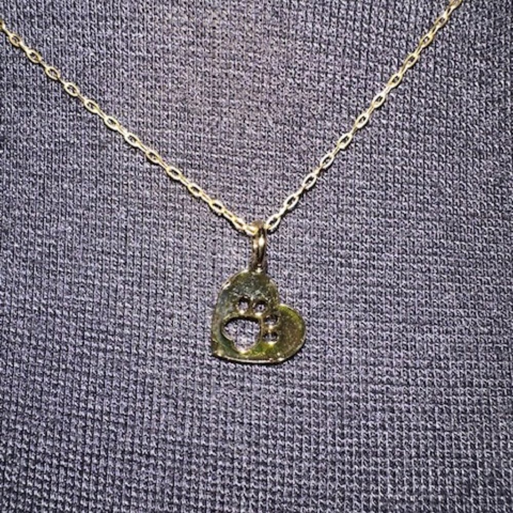 Charlene K Gold Heart Shaped Charm with Paw Print Necklace 10666G  NWT Boutique